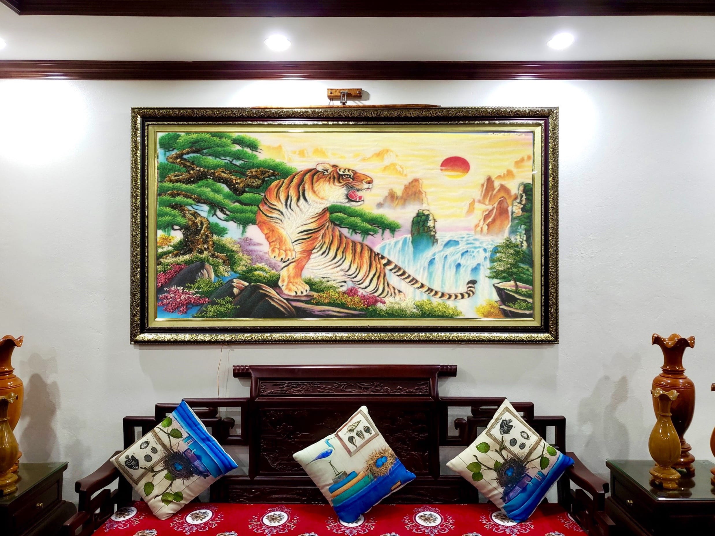 Tranh Đá Quý Ánh Nguyệt - Món Quà Tặng Sang Trọng, Ý Nghĩa Cho Người Thân Yêu