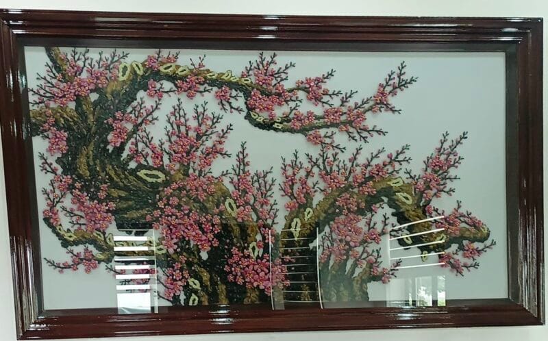 Tranh đá quý đào ruby thế rồng